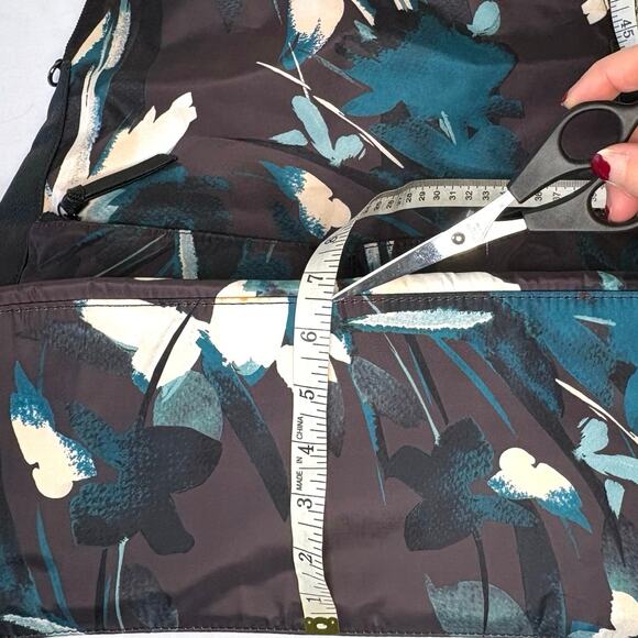 Fabletics Backpack Gray Floral - Picture 14 of 14